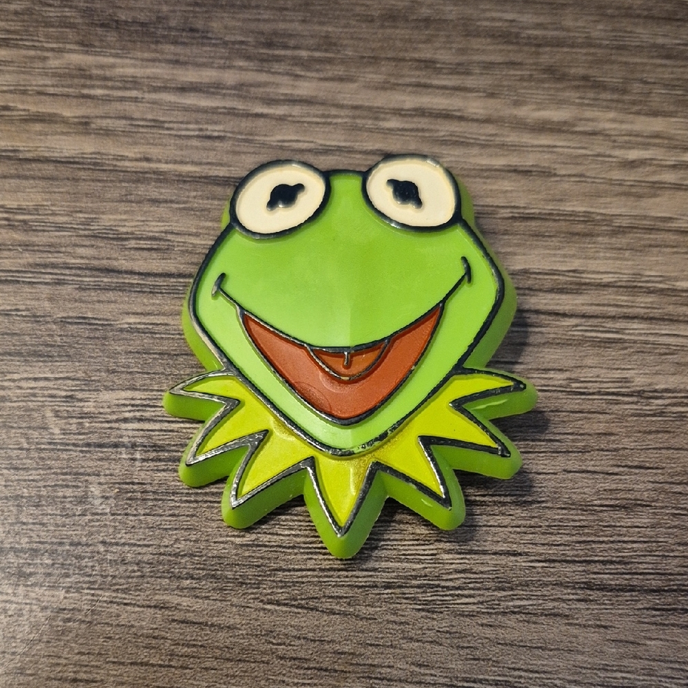 Kermit Vintage Jim Henson Associates Kermit The Frog Pin Brooch 1978 Muppets 2"